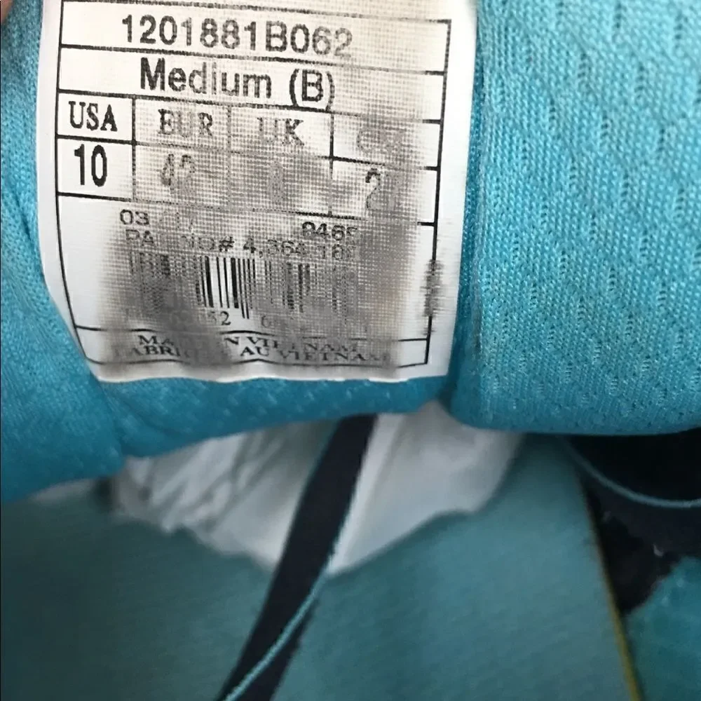 Brooks Addiction A 12 Women Size 10